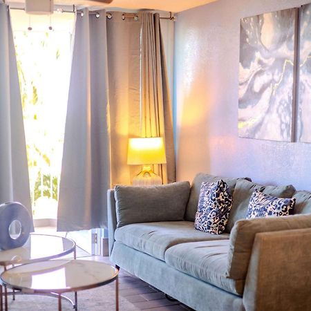 Sunset Paradise Cozy Beachfront Escape - Isla Verde San Juan Exteriör bild